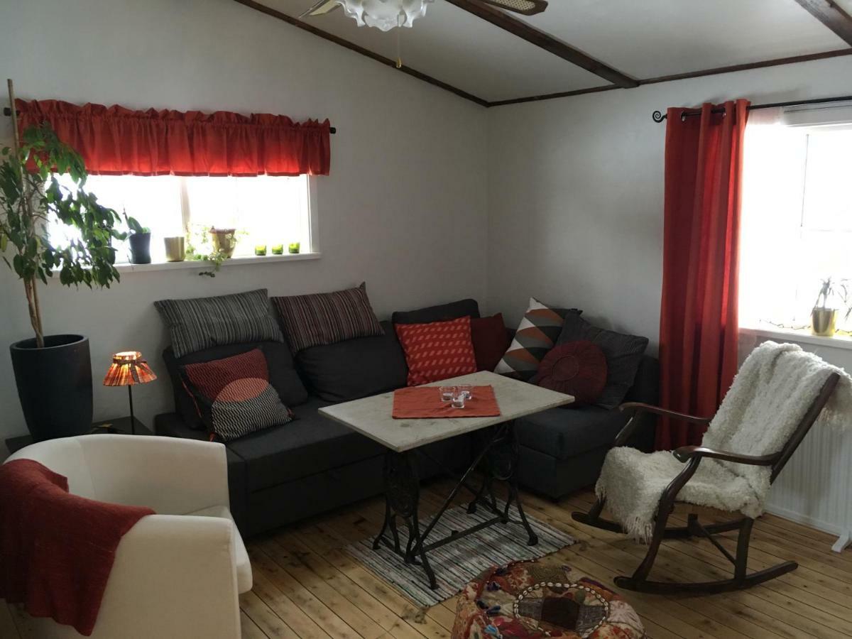Travad Nybo Lilla Huset Hotel Ngoại thất bức ảnh